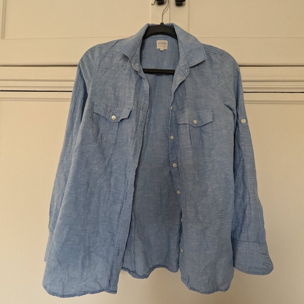 J Crew Perfect Fit Womens blue button down casual shirt, size XS